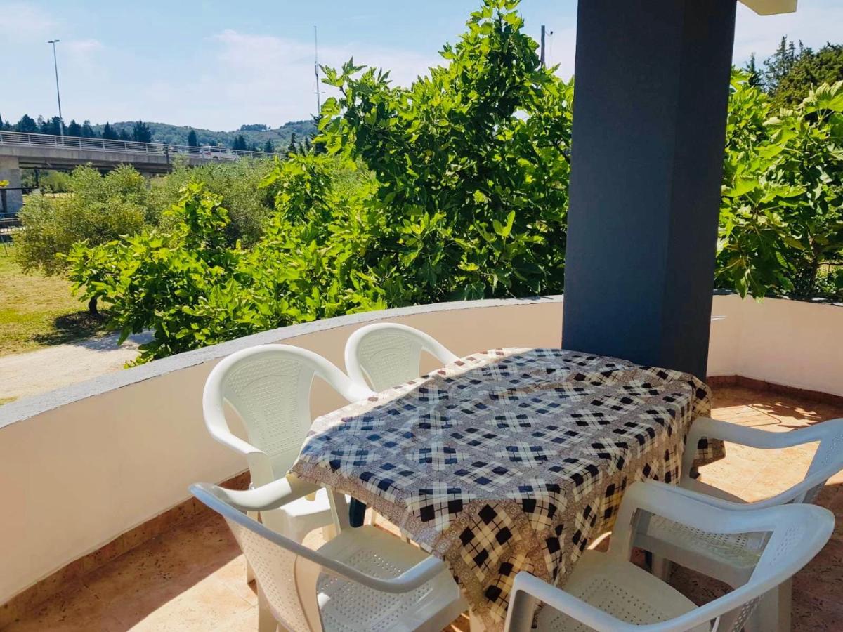 Apartments Flamingo Ulcinj Eksteriør billede