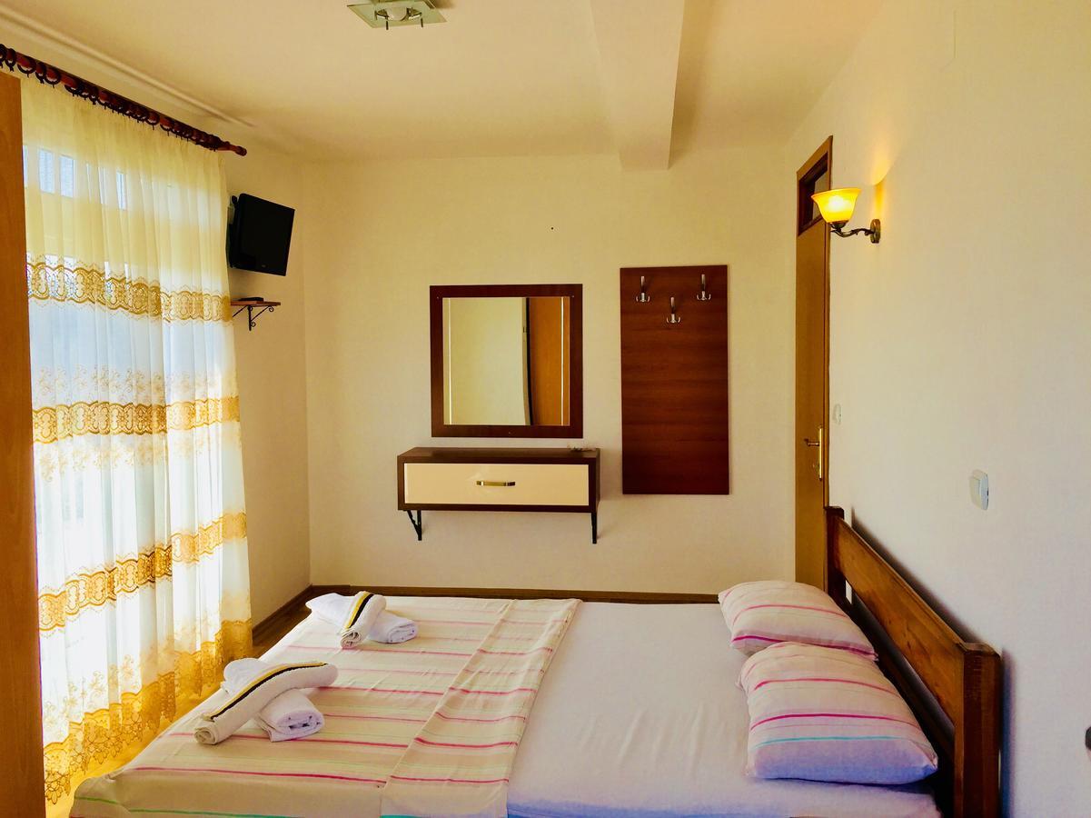 Apartments Flamingo Ulcinj Eksteriør billede